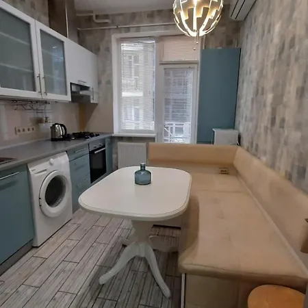 Уютные Апартаменты На Фонтане Apartment
